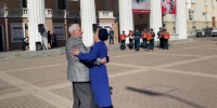 В Брянске на Театральной площади прошел праздничный концерт - Газета Почепское слово
