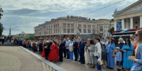 В Брянске прошел поэтический митинг у памятника Ф. И. Тютчеву - Газета Почепское слово